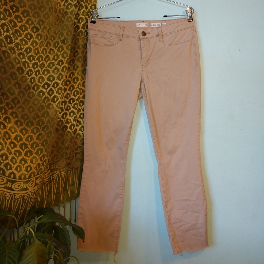 Low Waisted Basic Beige Skinny Jean